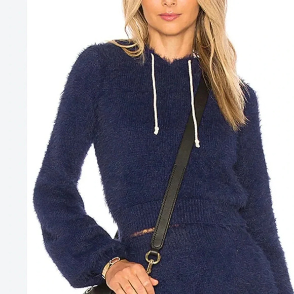 House of Harlow 1960 x REVOLVE Vaughn Eyelash Fuzzy Pullover Hoodie Deep Blue XS - Picture 1 of 11